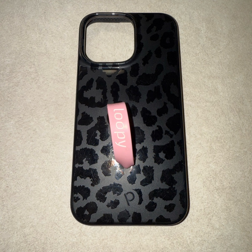 iPhone 14 Pro Max leopard loopy case black